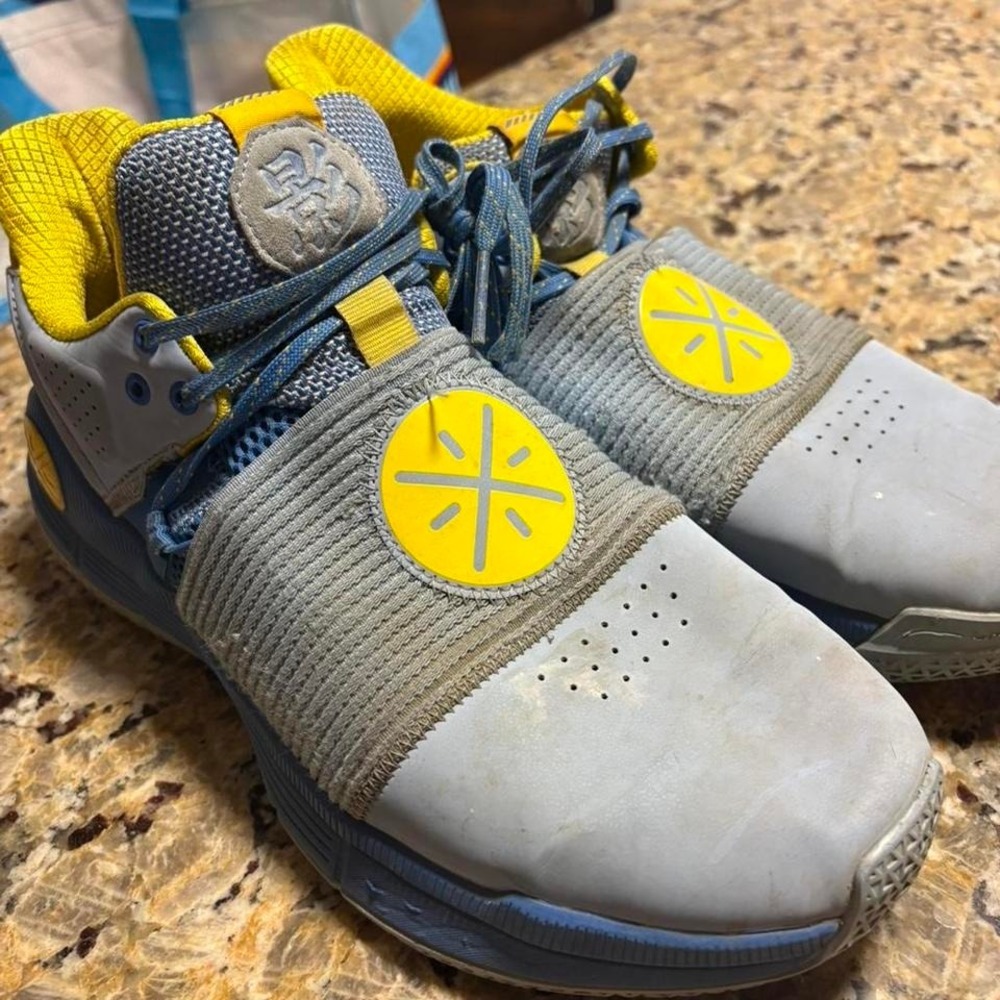 Li-Ning Way of Wade Shadow Basketball Shoes Light Blue Yellow Grey Mens